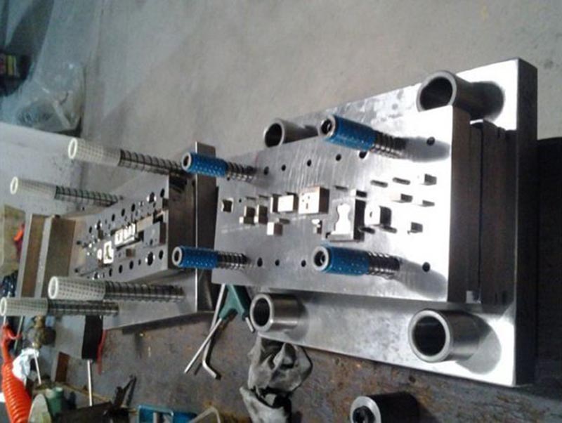 温州模具制造-12